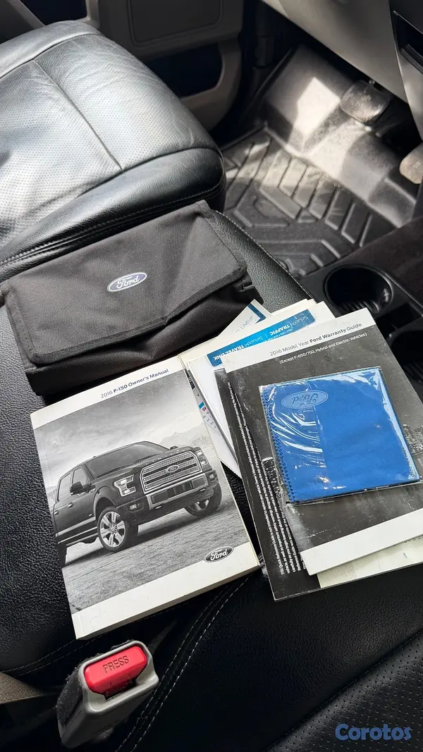 jeepetas y camionetas - Ford F150 XLT 2016 tracción trasera 4X4 Doble cabi 15