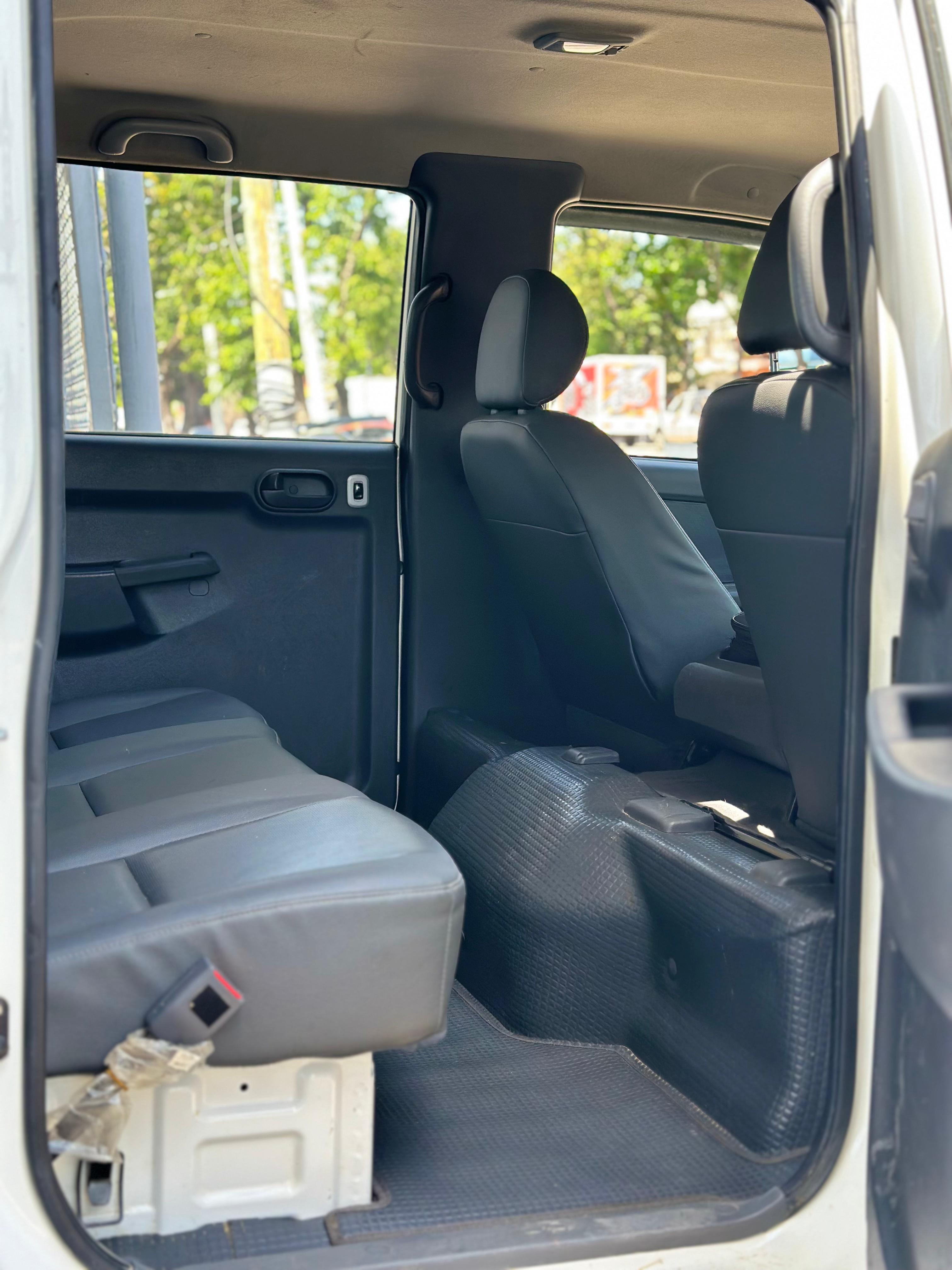 camiones y vehiculos pesados - 2019 KIA BONGO 4 PUERTAS  5