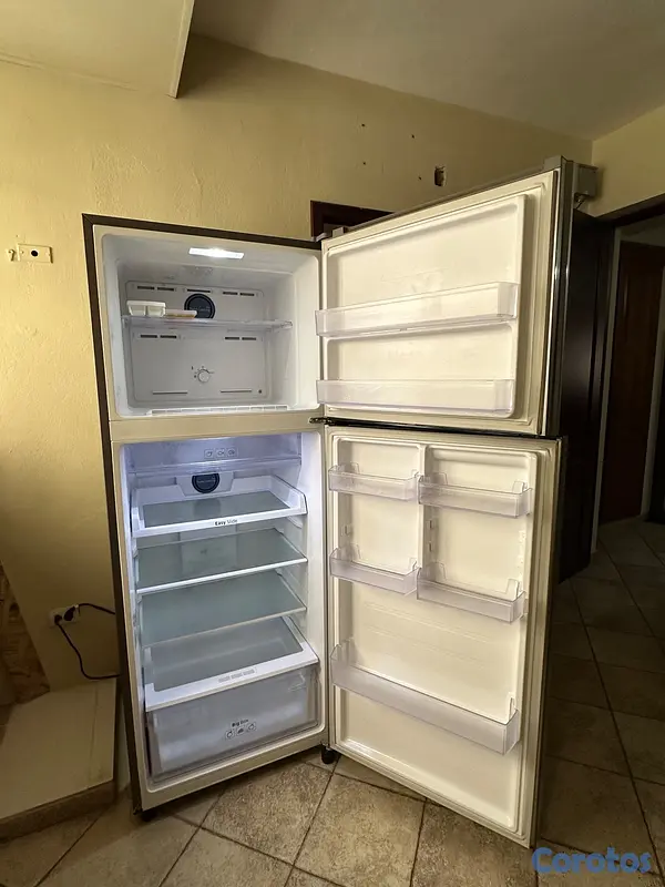cocina - Nevera Samsung de 16c  como nueva 6