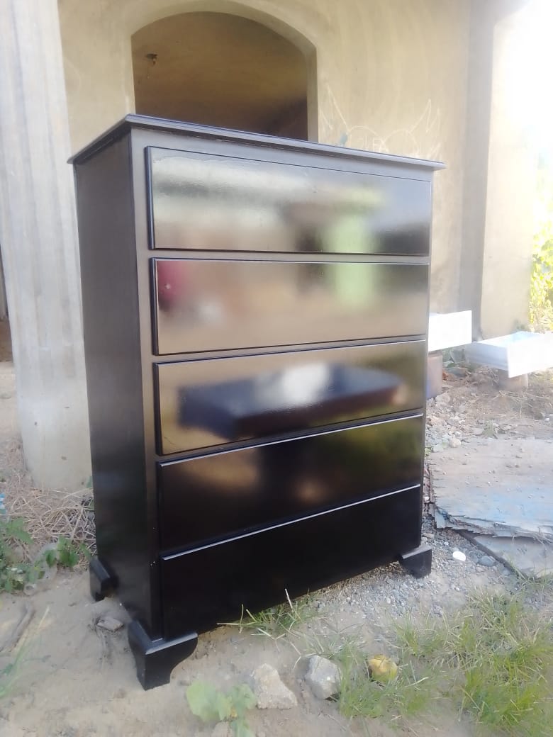muebles y colchones - Ropero con gavetas negro  0