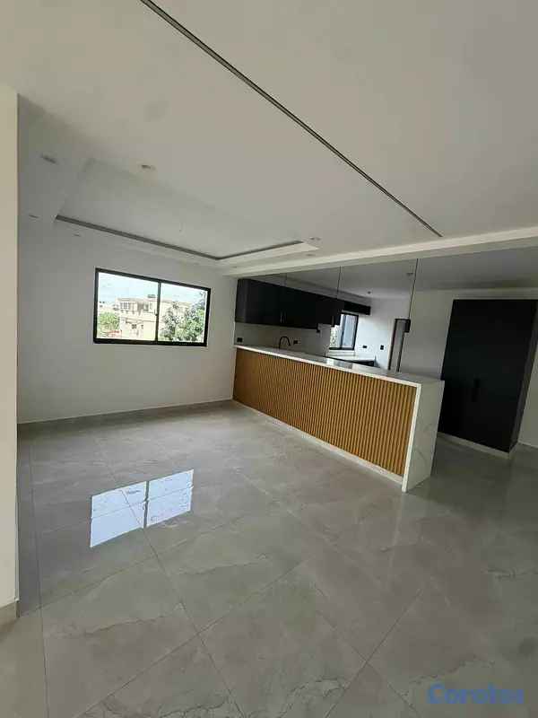 apartamentos - Apartamento segundo nivel con amplia terraza front 10