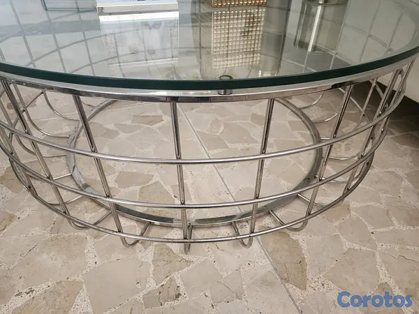 muebles y colchones - Mesa de centro redonda usado 2