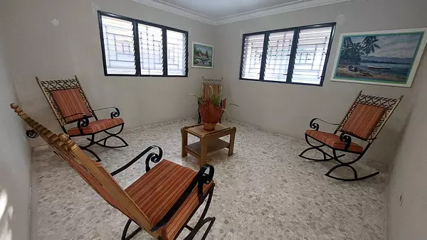 casas - Se vende casa en Los tres Ojos 3