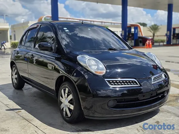 carros - Nissan March 2010
 2