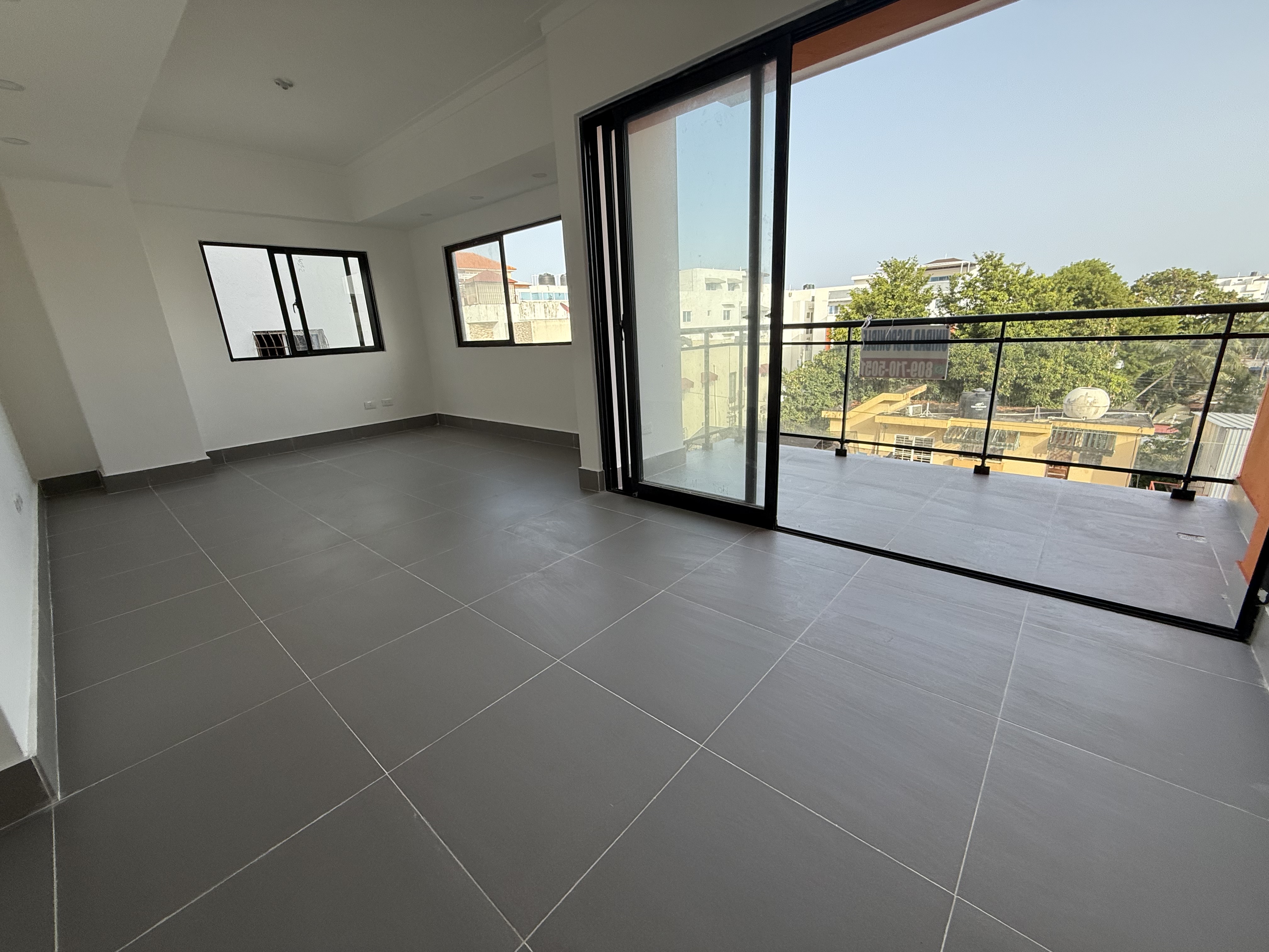 apartamentos - Jardines del sur nuevo tres hab con baño dos parqu 5