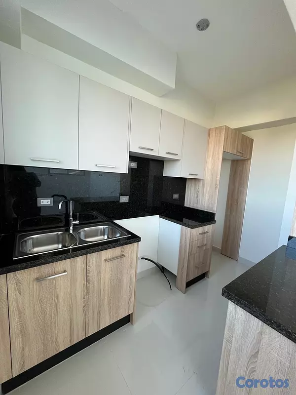 apartamentos - alquilo Independencia KLM 7 una habitación piso 6 más estudio 1.5 baños balcón  9