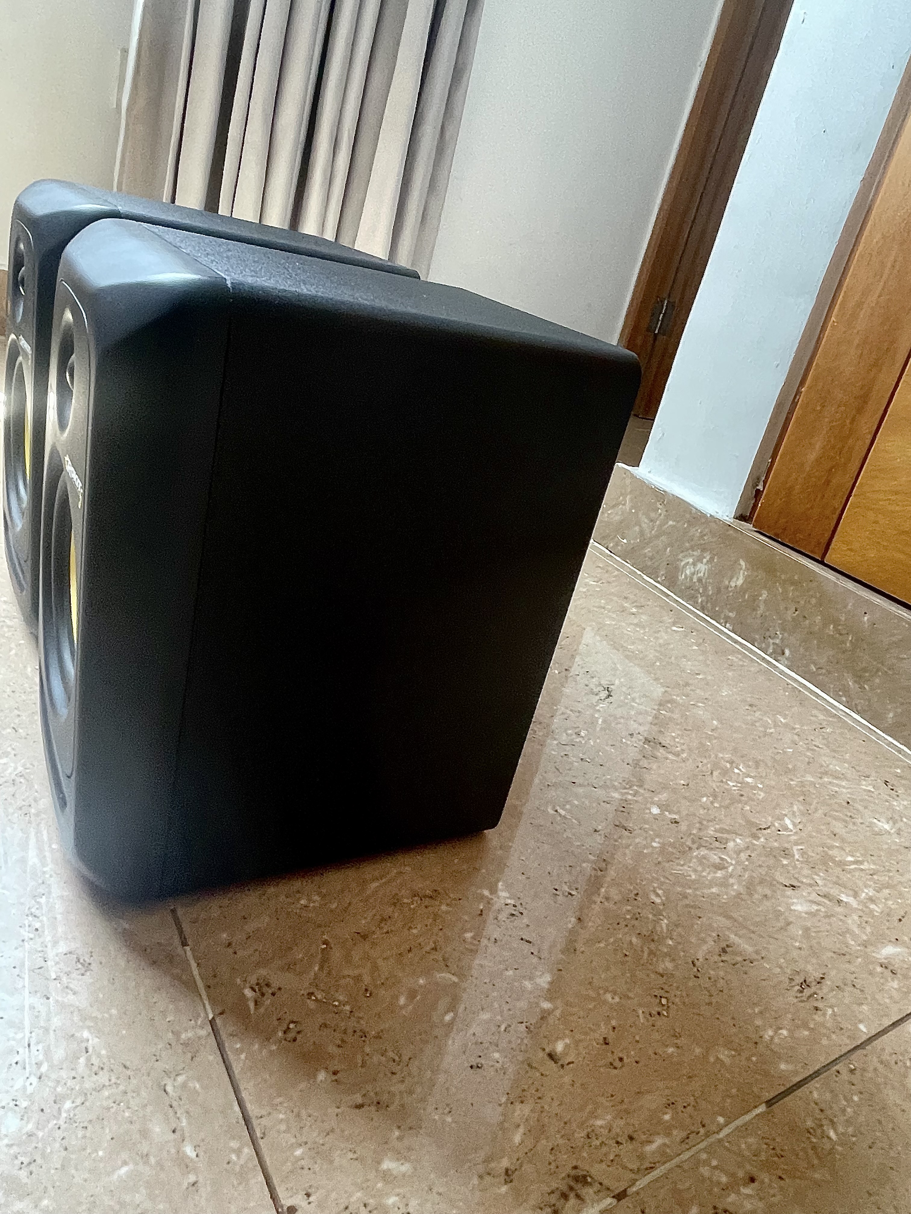 camaras y audio - Bocinas Monitores KRK Rokit 5 3