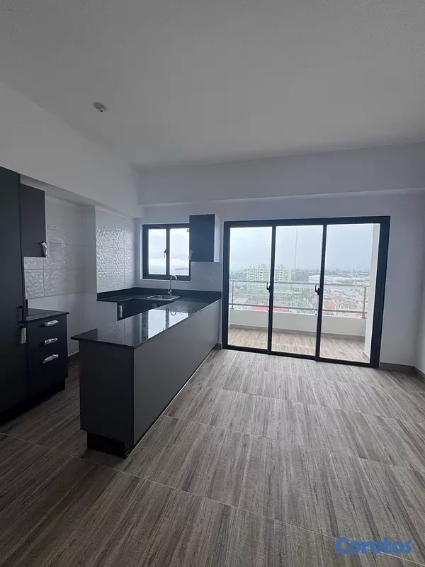apartamentos - venta de apartamentos en la avenida España Santo Domingo vista al mar y piscina  4