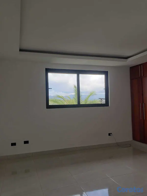 casas - Casa 2 Niveles con piscina en Urb, Fernando Valeri 16