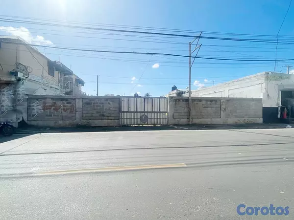 solares y terrenos - Solar en venta con títulos  3
