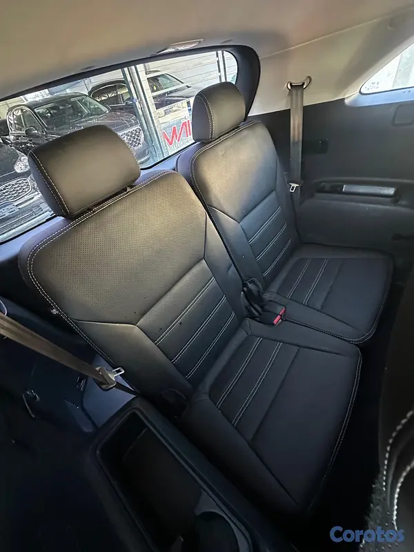 jeepetas y camionetas - Kia Sorento LX 2020 7