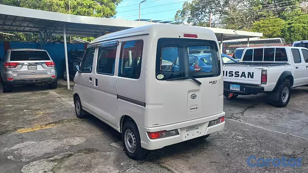 jeepetas y camionetas - Daihatsu Hijet van 2020 10