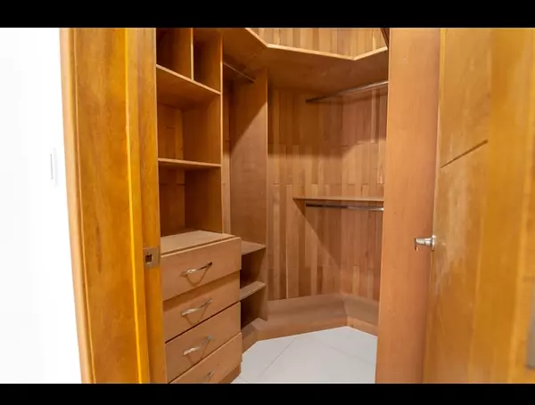 apartamentos - Se vende apartamento en Piantini  1