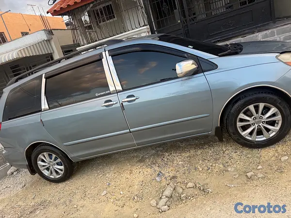 carros - Toyota sienna 2007 negociable  8