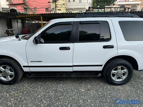 jeepetas y camionetas - Ford Explorer 2005  4