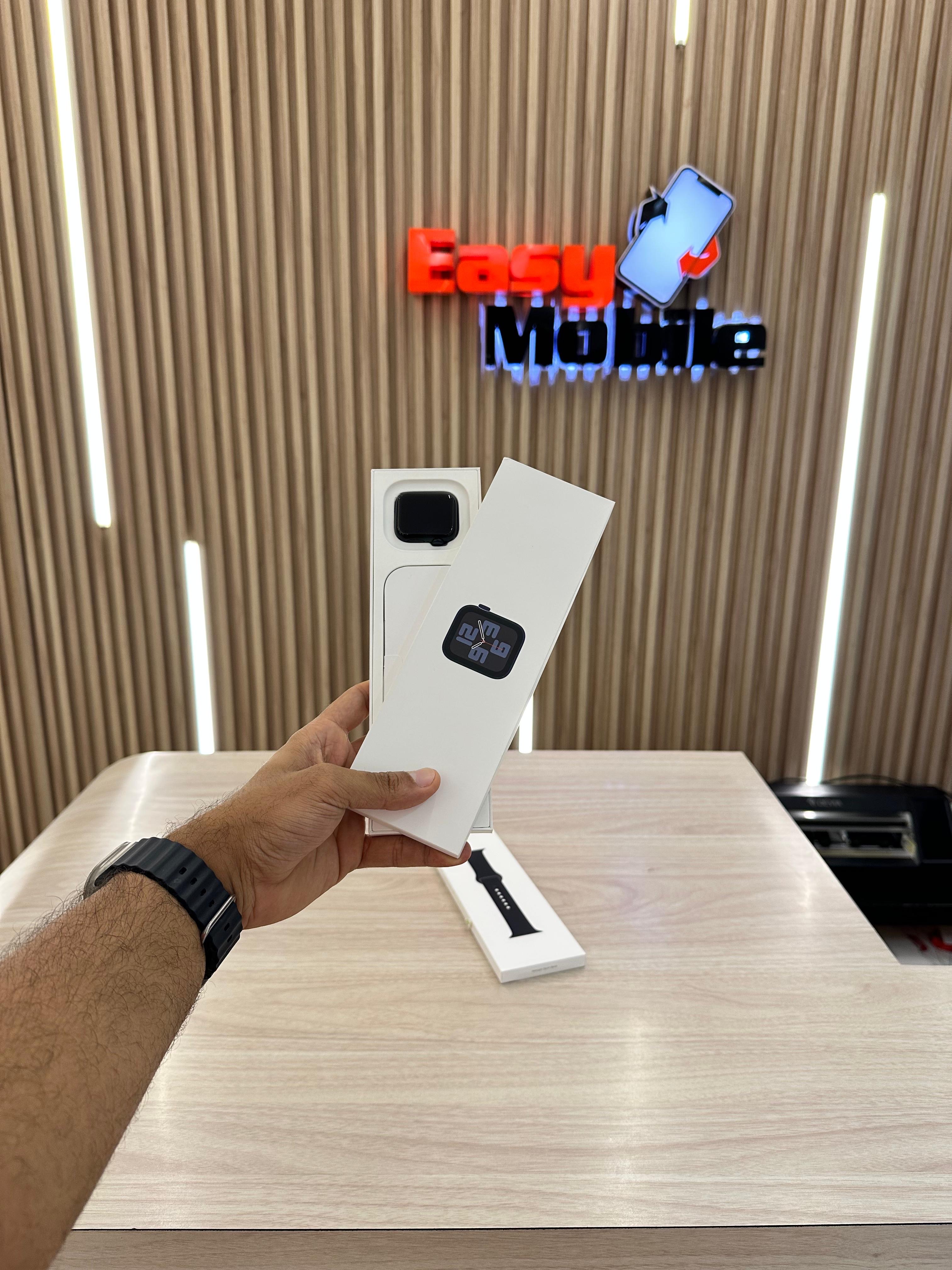 otros electronicos - APPLE WATCH SERIES SE 2DA GEN 40MM OPEN BOX NUEVO  0