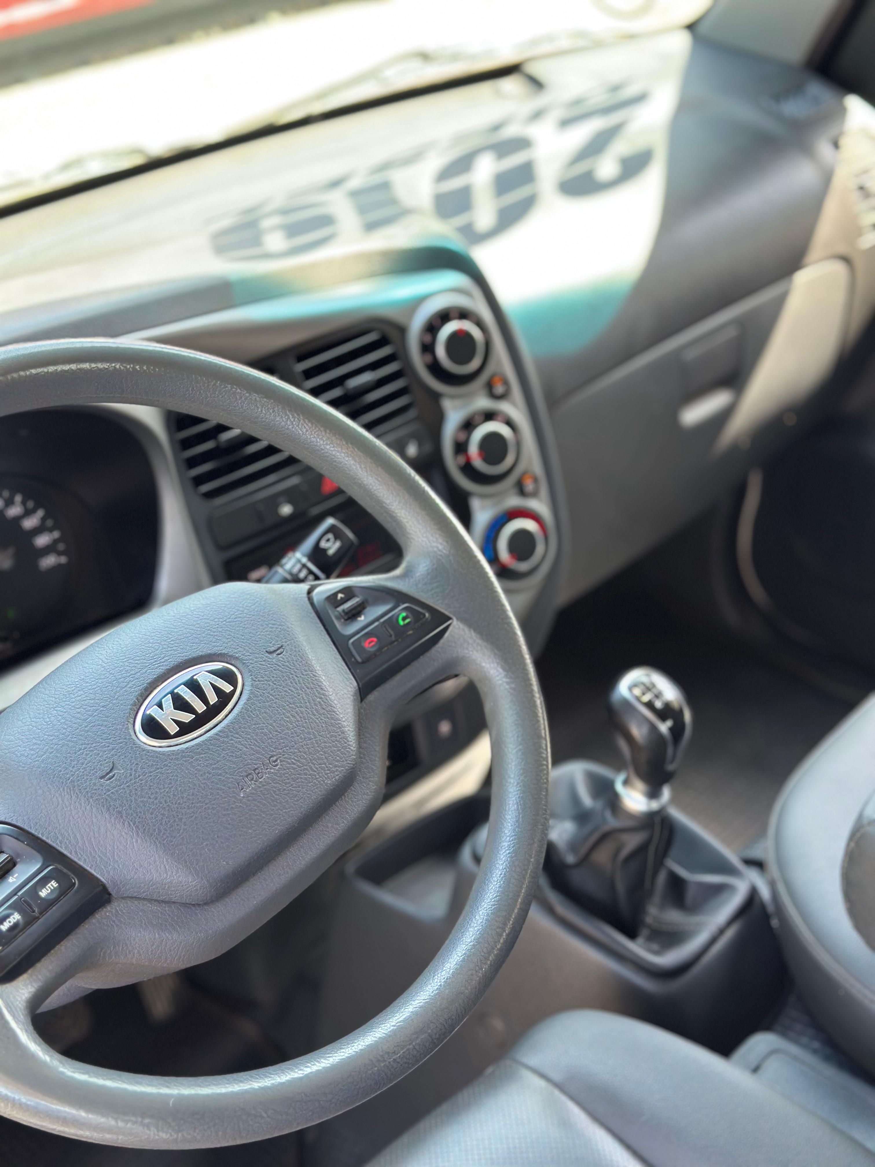 camiones y vehiculos pesados - 2019 KIA BONGO 4 PUERTAS  6
