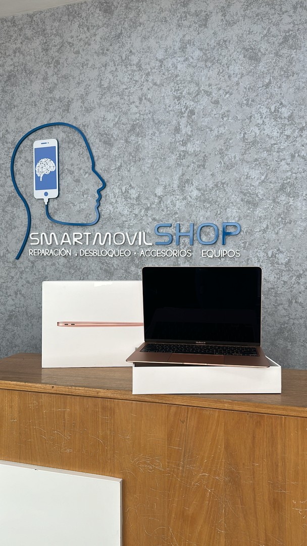 computadoras y laptops - MACBOOK AIR M1 256GB 8GB RAM NUEVA (SOMOS TIENDA)