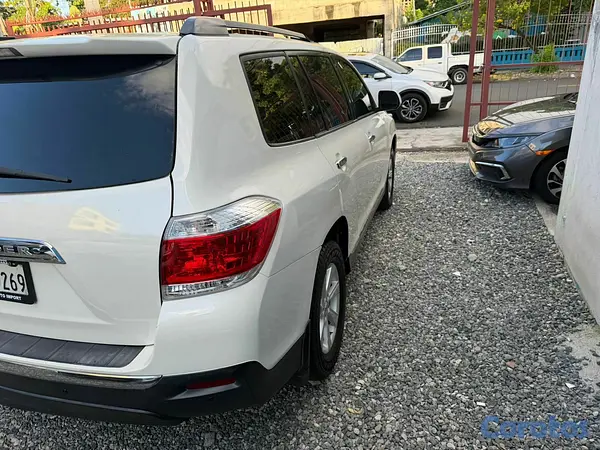 jeepetas y camionetas - toyota hilander 2013 9