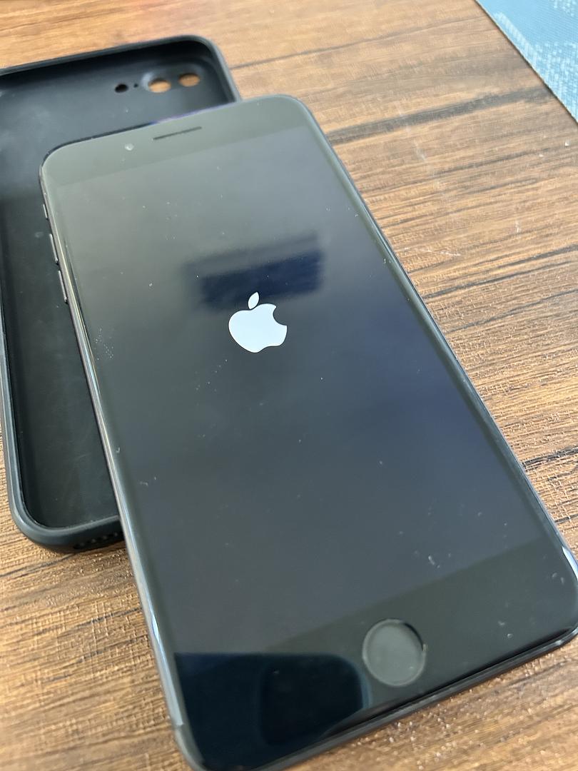 celulares y tabletas - iPhone 8 Plus 256 GB 4,000 negociable 8