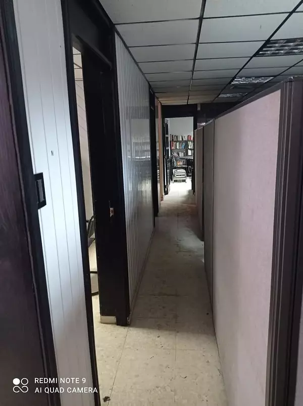 oficinas y locales comerciales - Vendo casa en Gazcue, preparada para oficinas 8
