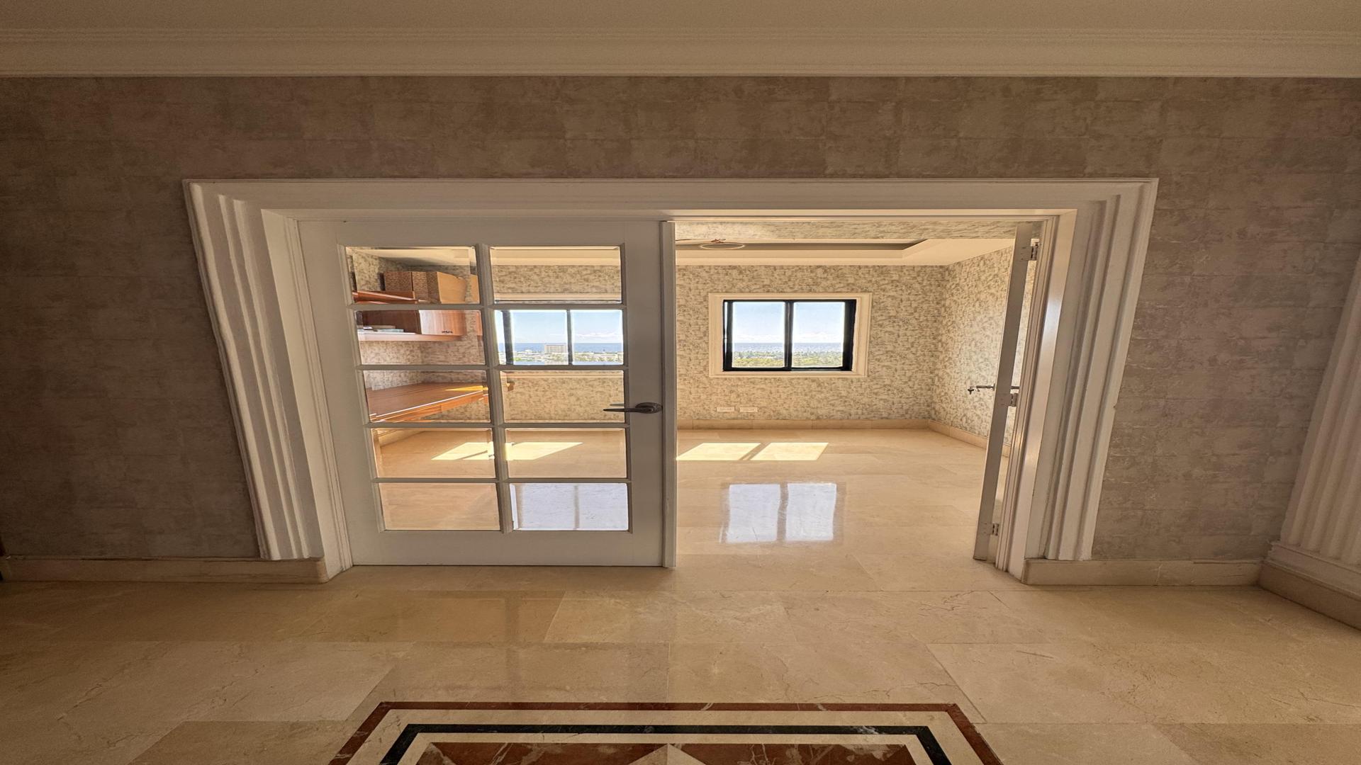 apartamentos - En venta moderno apartamento de 3 Hab con vista al mar 1