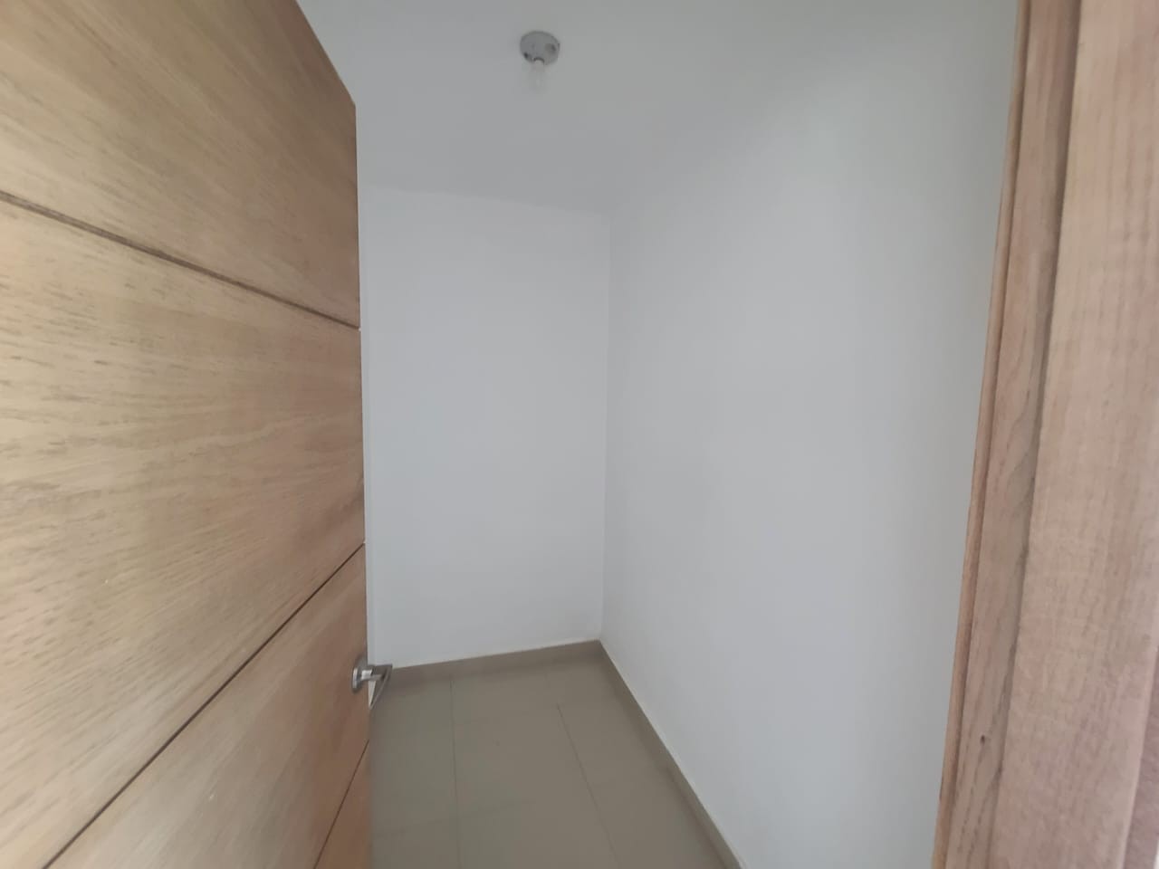 apartamentos - VENDO Apartamento 1er Piso En Trino Park Jacobo Majluta
CODIGO: PD120 6