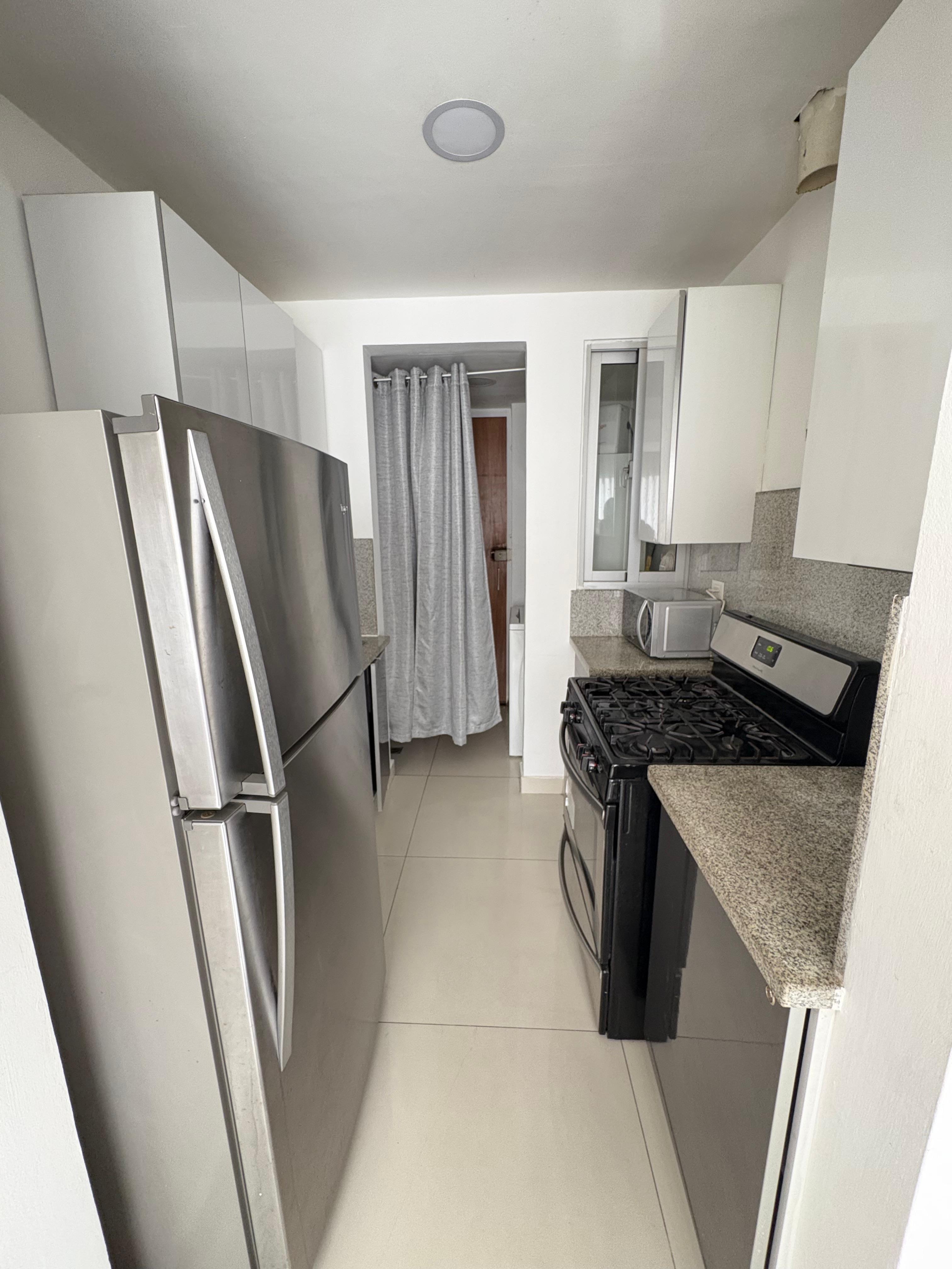 apartamentos - Vendo amueblado ensanche Naco  67 m2 netos precio  3