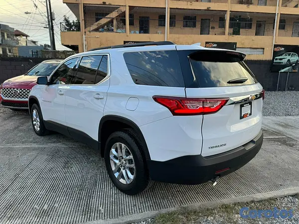 jeepetas y camionetas - Chevrolet Traverse LT 2021 4