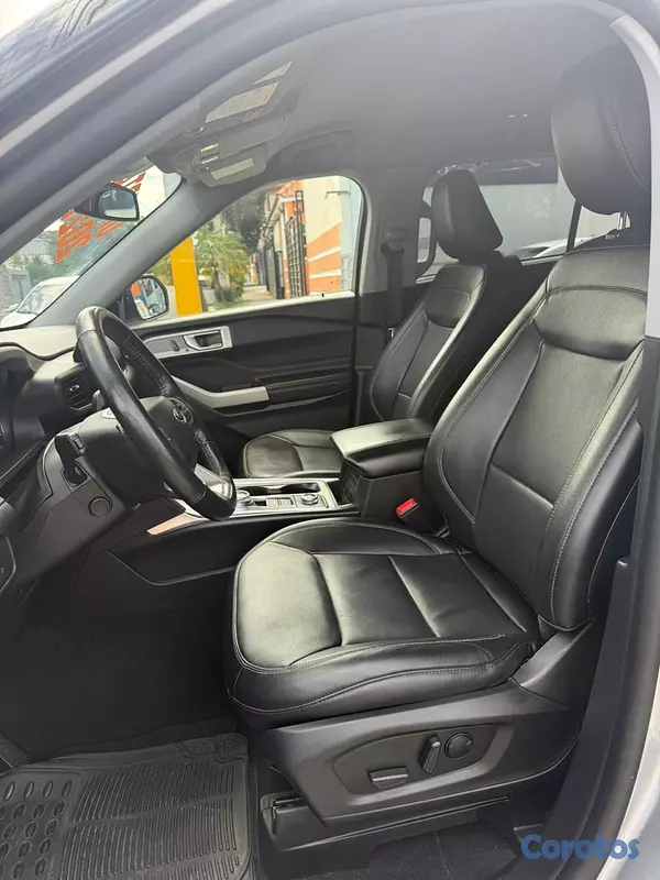 jeepetas y camionetas - Ford Explorer limited 4WD 2021 7