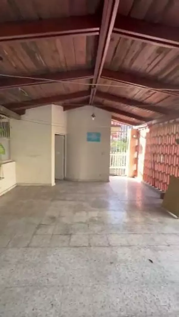 casas - Casa de dos Niveles en venta  en la Esperilla Santo Domingo 8