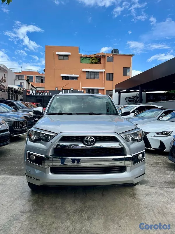 jeepetas y camionetas - Toyota 4Runner Limited 2017
 2