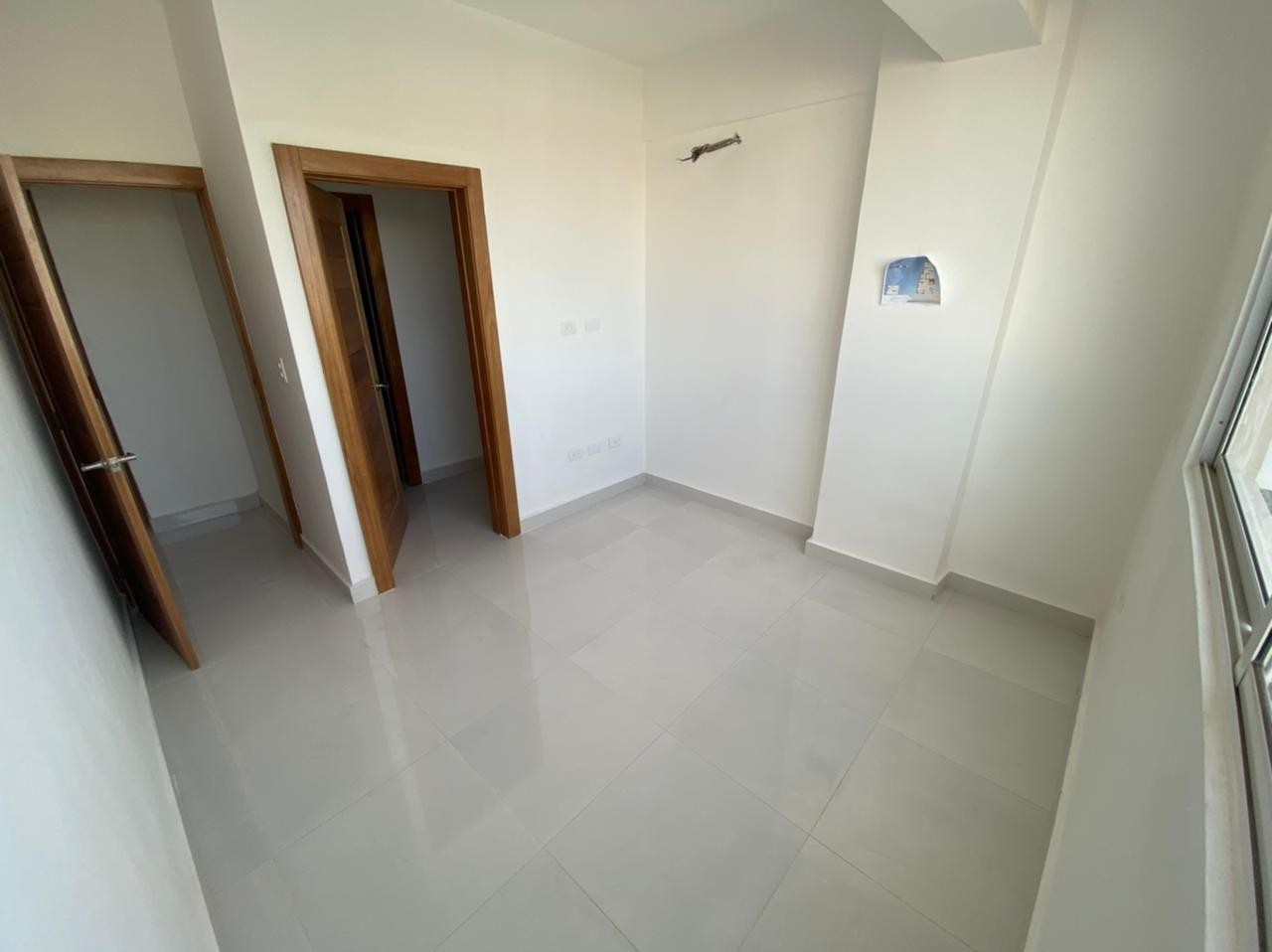 apartamentos - Apartamento Nuevo en Venta
EL MILLÓN
USD 189,000.00
Mantenimiento: RD$10,000.00
 6
