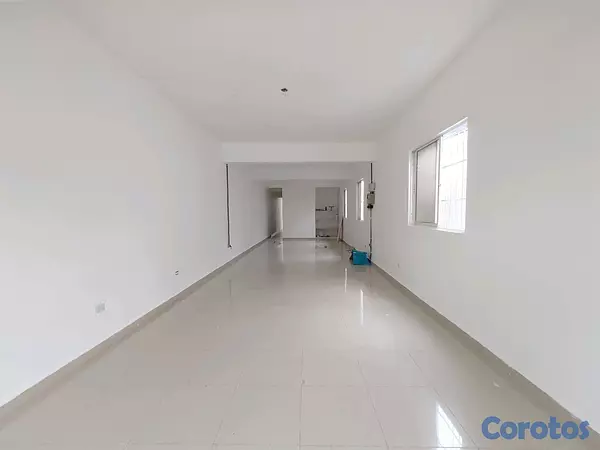 oficinas y locales comerciales - Local comercial en Alquiler en sector Don Bosco 2
