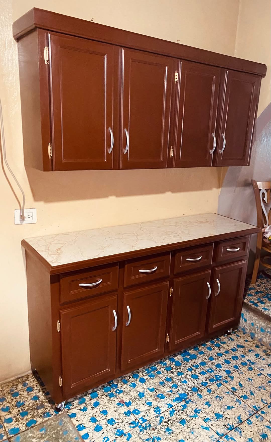 muebles y colchones - Gabinetes de cocina pequeña  0