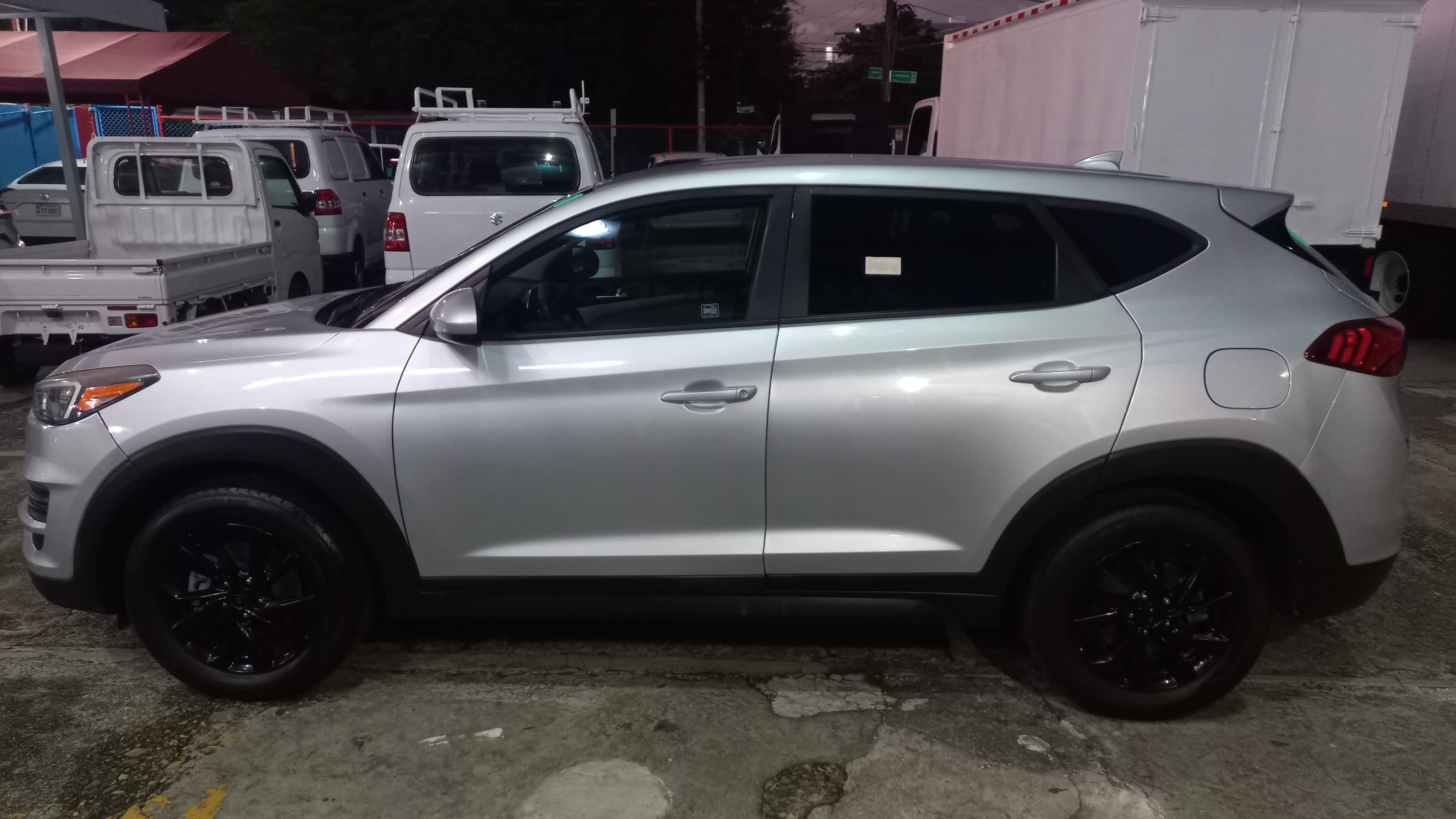 jeepetas y camionetas - Hyundai Tucson SE 2020 BARATA 3