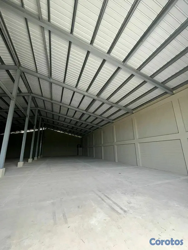 oficinas y locales comerciales - Nave comercial DISPONIBLE  3