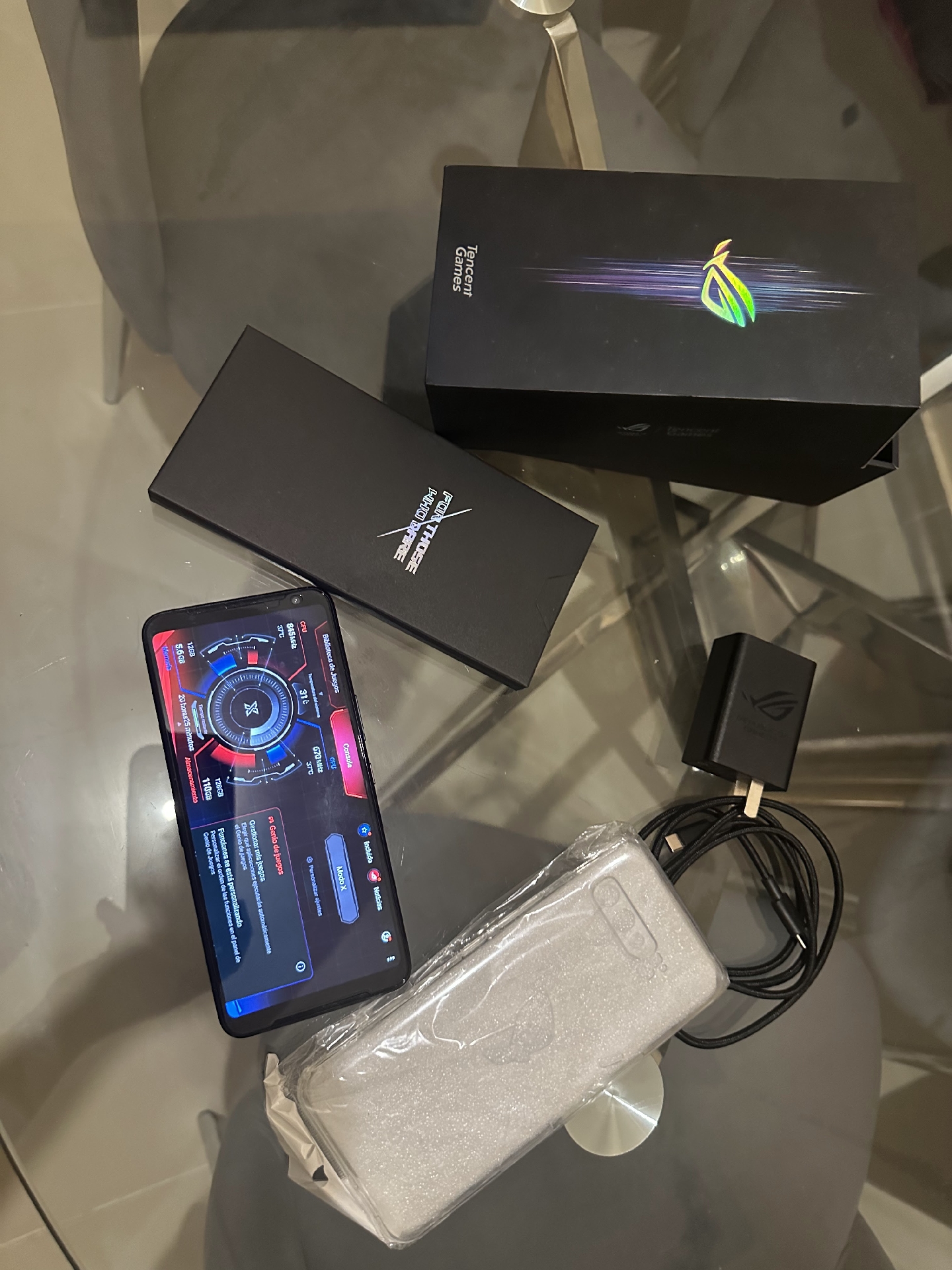 celulares y tabletas - Asus ROG Phone 3 caja y su cargador 9