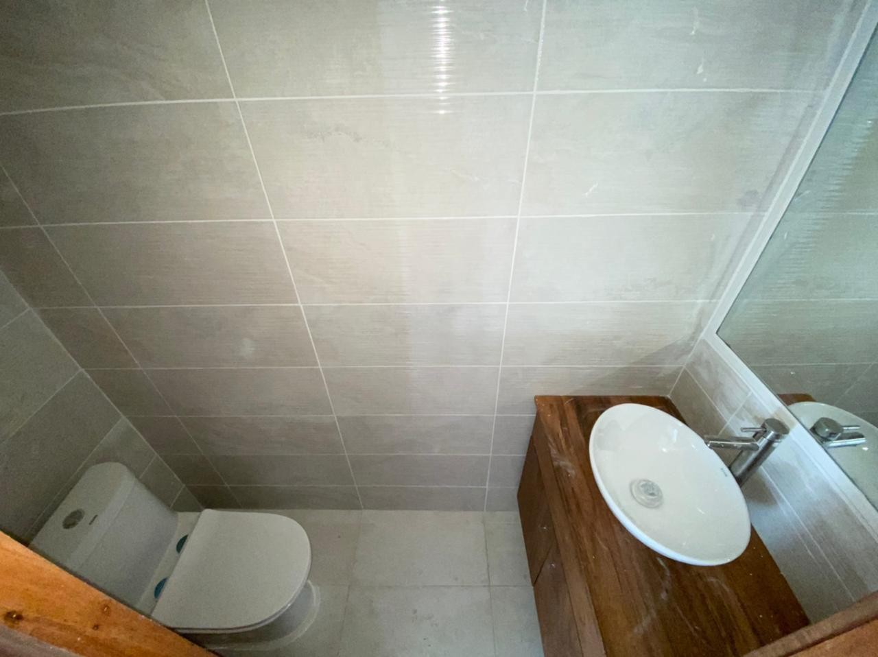 apartamentos - Apartamento Nuevo en Venta
EL MILLÓN
USD 189,000.00
Mantenimiento: RD$10,000.00
 7