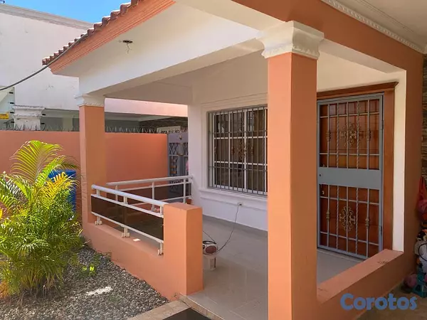 casas - Casa de un nivel amplia, con patio y preparada par 4