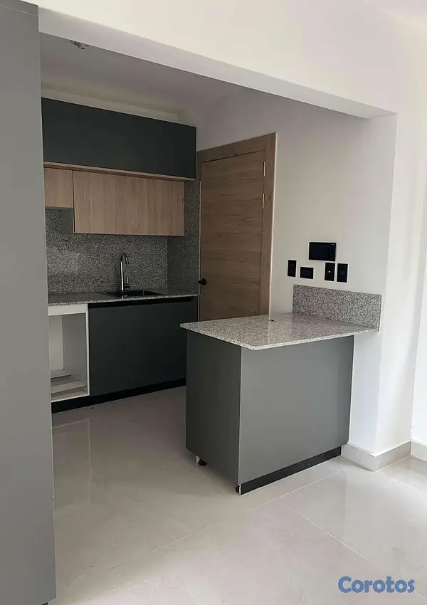 apartamentos - APARTAMENTO DE LUJO EN TERCER NIVEL EN LA AV.HISPA 6
