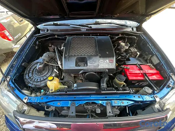 jeepetas y camionetas - Toyota hilux 2010 4