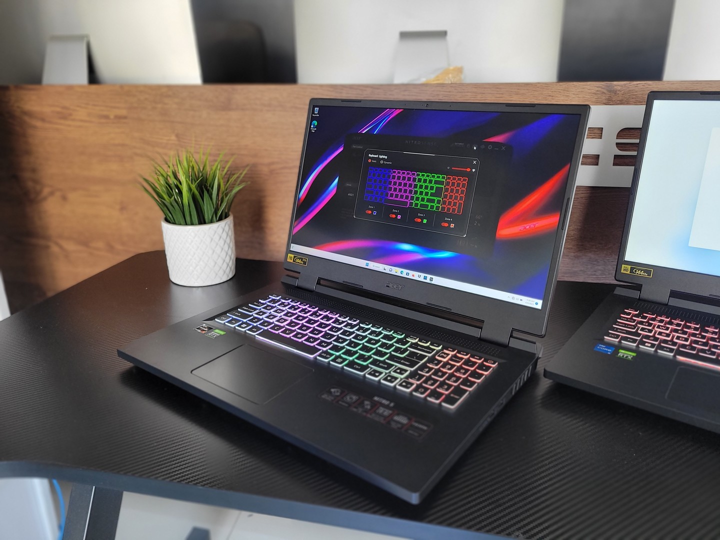 computadoras y laptops - Laptop GAMING GAMA ALTA  17 PLG RYZEN 7 6800H RTX 3060 0