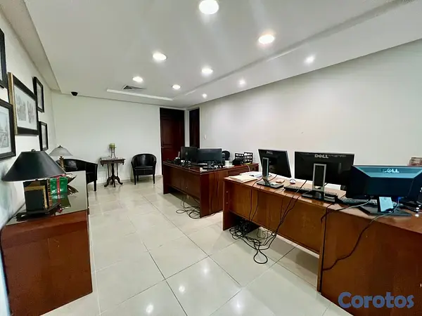 oficinas y locales comerciales - VENDO EDIFICIO COMERCIAL O DE OFICINAS EN EL VERGEL, 1,750 Mts.2 DE OPORTUNIDAD, 5