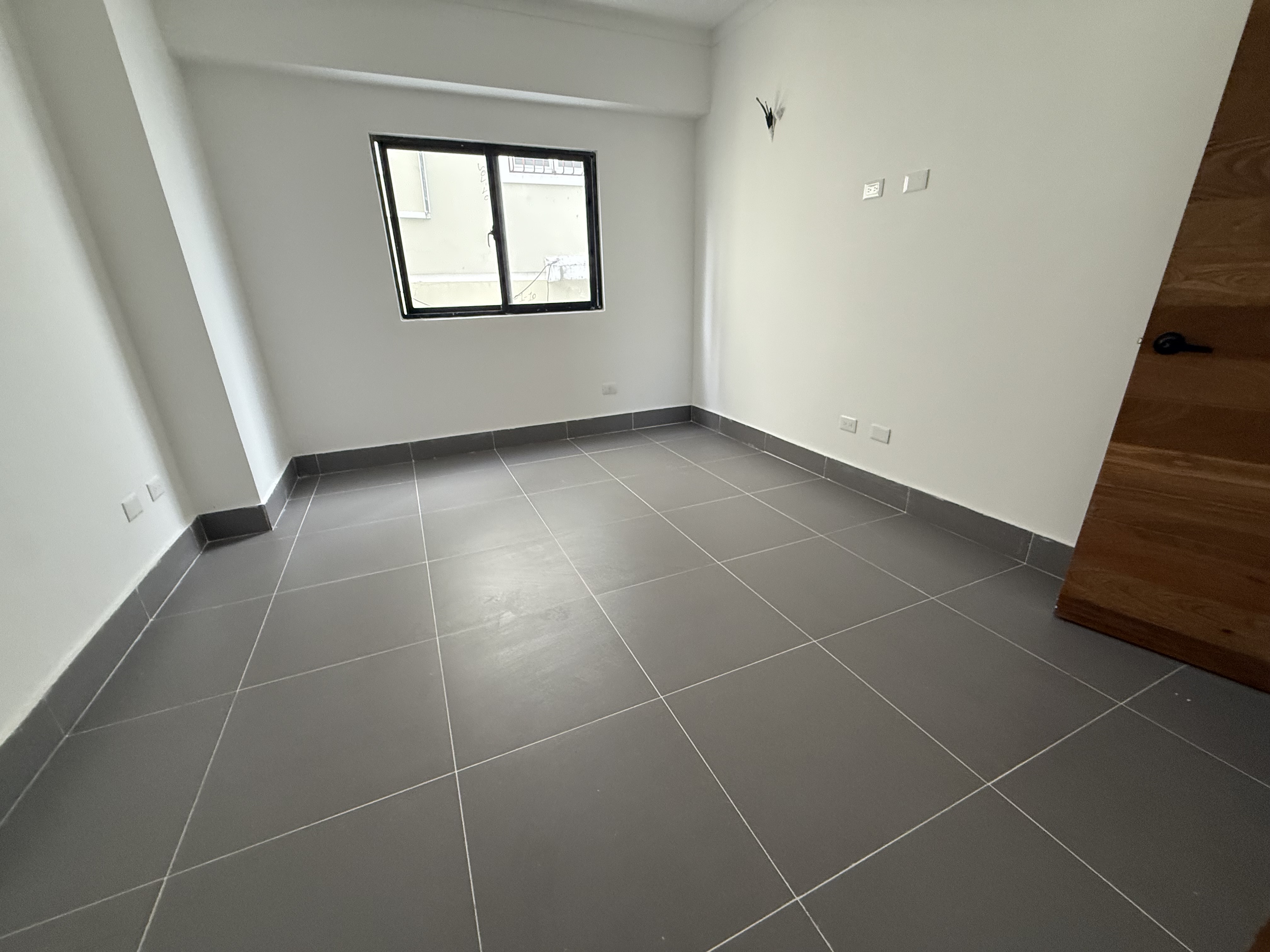 apartamentos - Jardines del sur nuevo tres hab con baño dos parqu 8