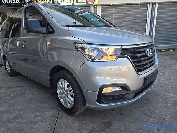 jeepetas y camionetas - HYUNDAI GRAND STAREX 2021 GRIS 4