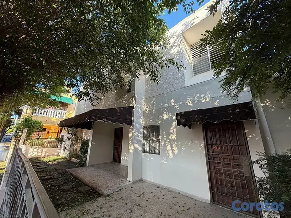 casas - Casa en la Avenida independencia de 4 habitaciones en Venta 2