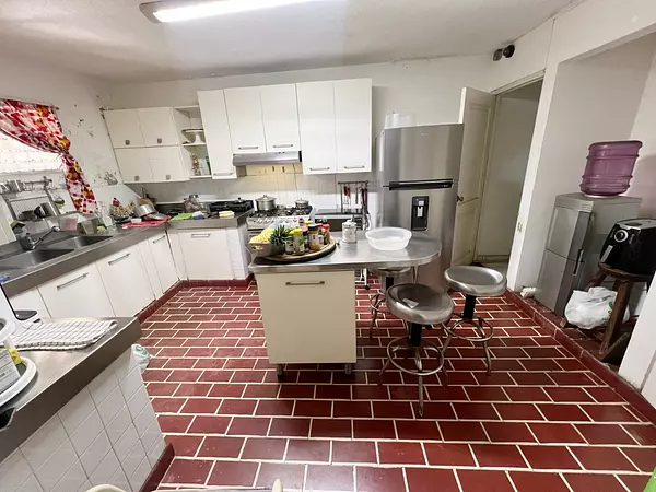 casas - Propiedad céntrica en alquiler 6