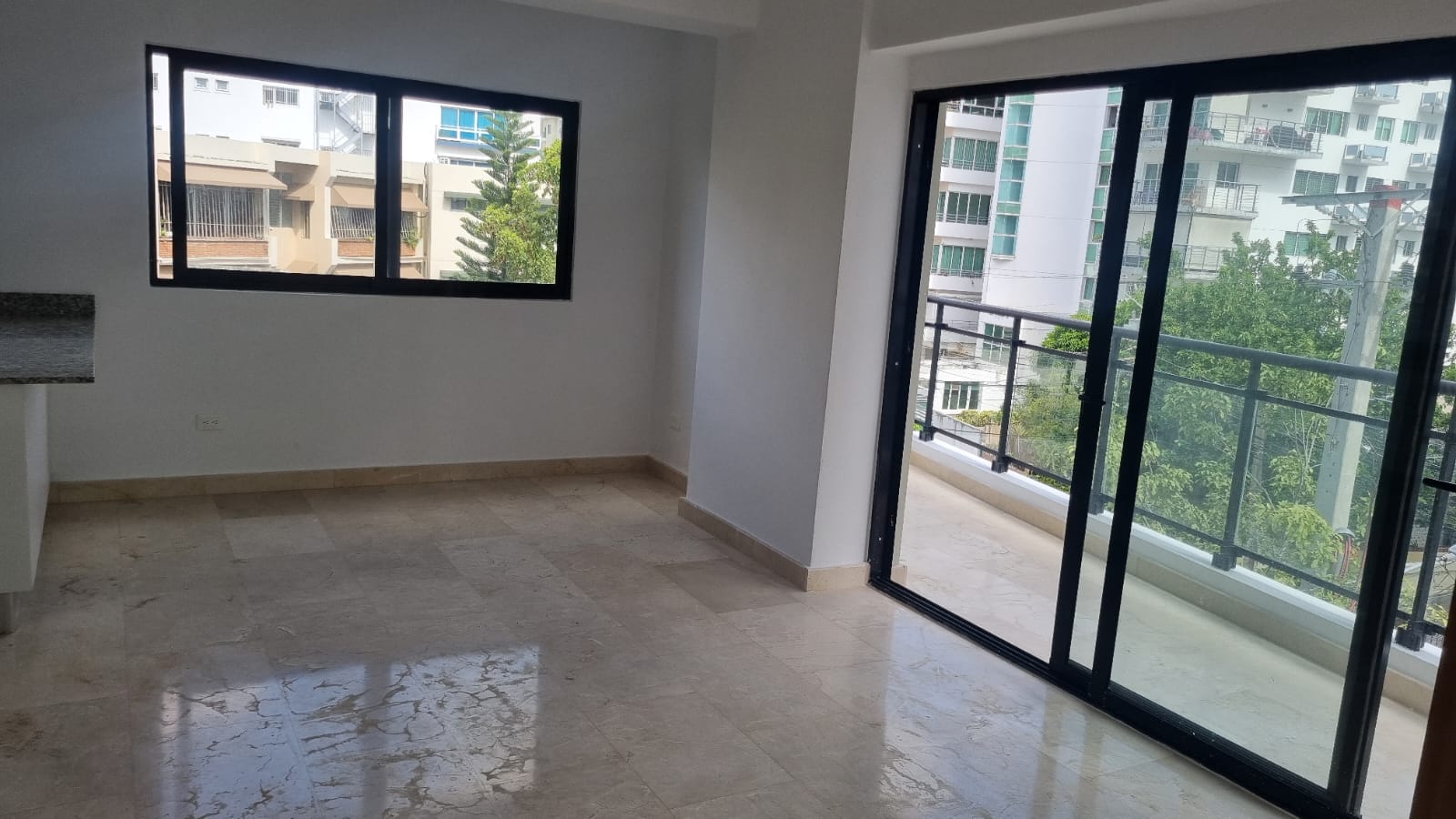 apartamentos - Vendo apartamento Nuevo en urb Real 3