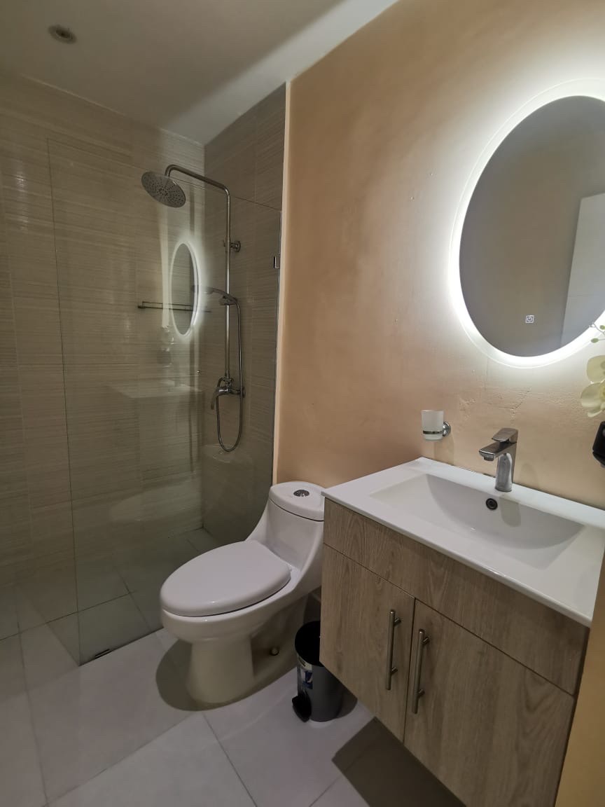 apartamentos - EVARISTO MORALES EN VENTA DE 2 HABITACIONES 2PARQUEOS CON PISCINA Y AREAS SOC 7